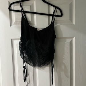 🍍6/$20 Beach Bunny Black Lace Top
